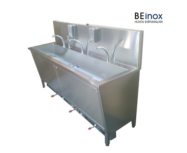 Üçlü Ayak Kumandalı El Yıkama Evyesi